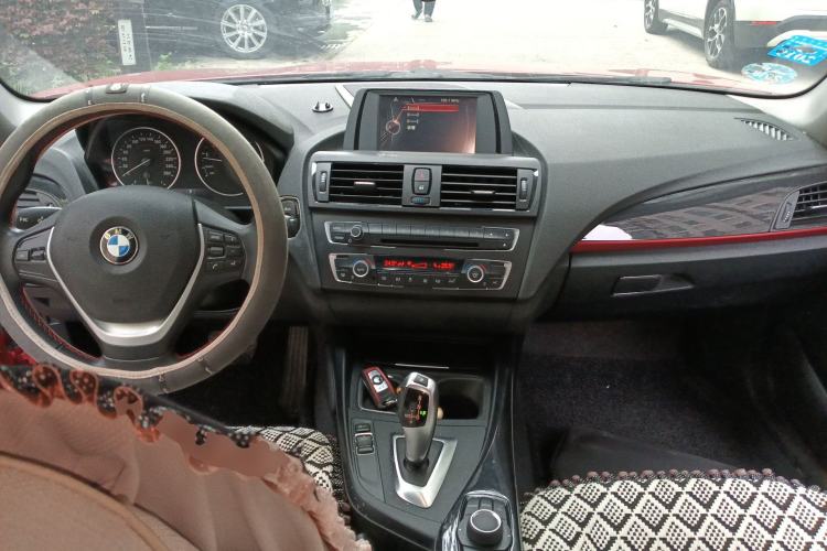 Used BMW 2 Series 2014 220i Sport Design Package Center Console