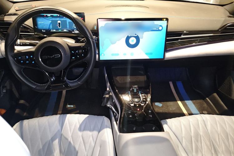 Used BYD Seal 2022 550 km Standard Range Rear-Wheel Drive Prestige Version