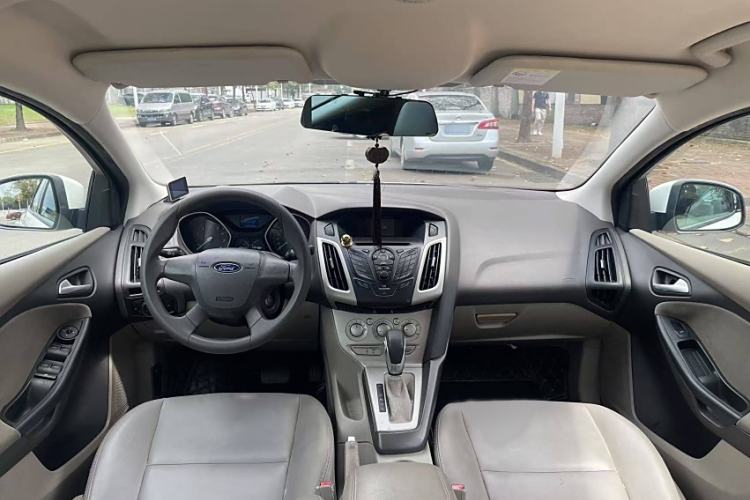 Used Ford Focus 2012 Sedan 1.6L Automatic Comfort Model
