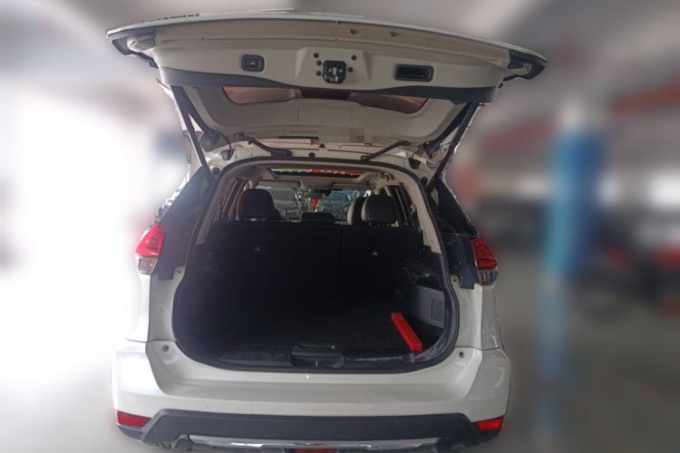 Used Nissan X-Trail 2017 2.5L CVT Luxury Edition 4WD
