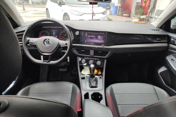 Used Volkswagen Bora 2021 1.5L Automatic Comfort Smart Connect Edition Center Console