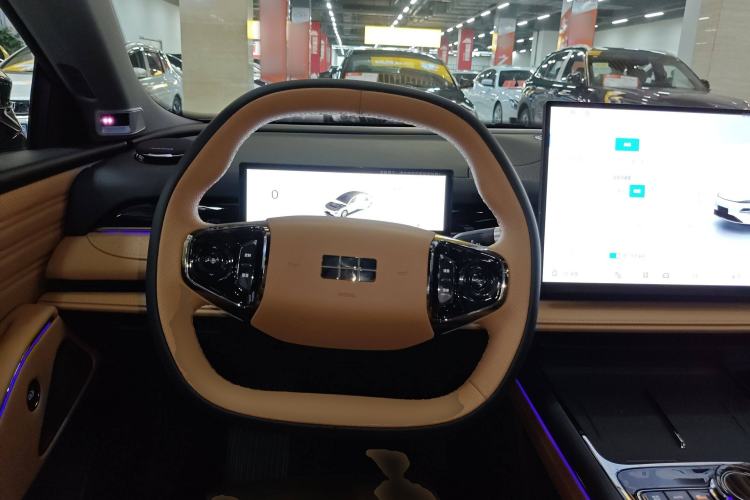 Used Geely Galaxy Galaxy 8 2025 130km EM-i Prestige Edition