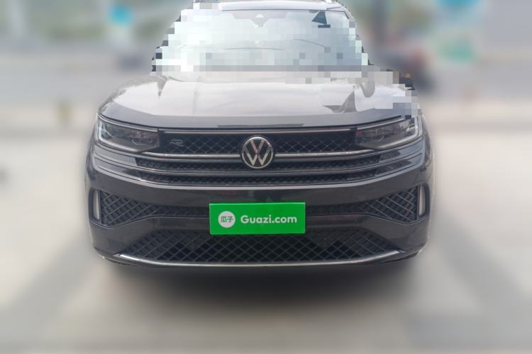 Used Volkswagen Tavendor 2024 380TSI All-Wheel-Drive R-Line Cruise Premium Edition Front