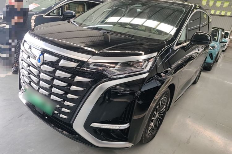 Used Denza D9 2022 DM-i 970 Four-Wheel Drive Flagship Model
