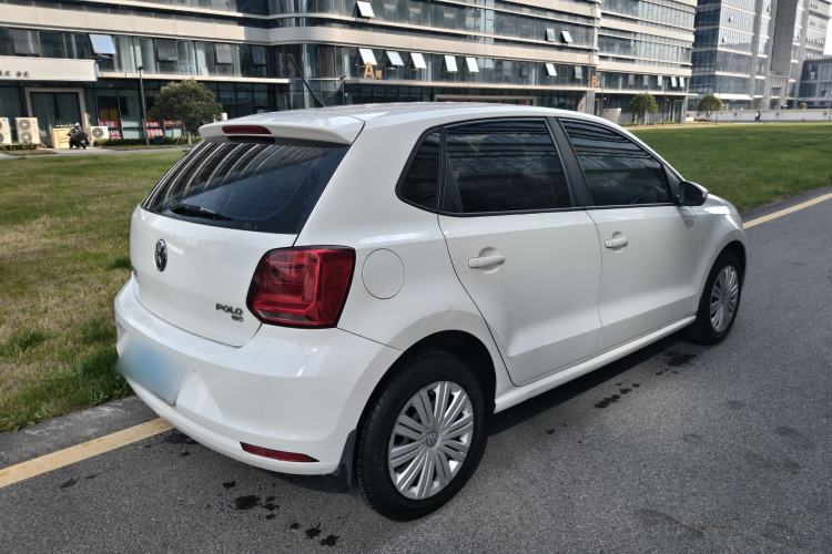 Used Volkswagen Polo 2016 1.6L Automatic Comfort Model