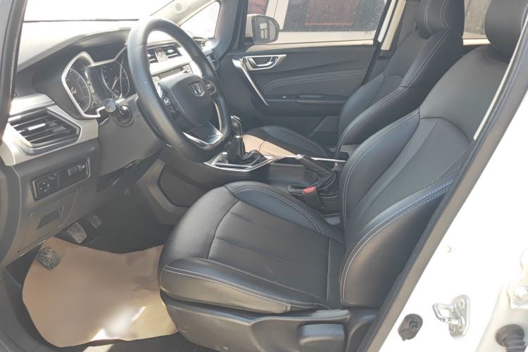 Used Geely Auto Vision X3 2019 Upgraded Model 1.5L Manual Elite Version