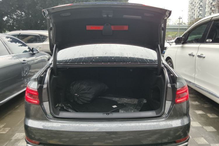 Used Audi A4L 2019 40 TFSI Fashion Edition China VI Emission Standard