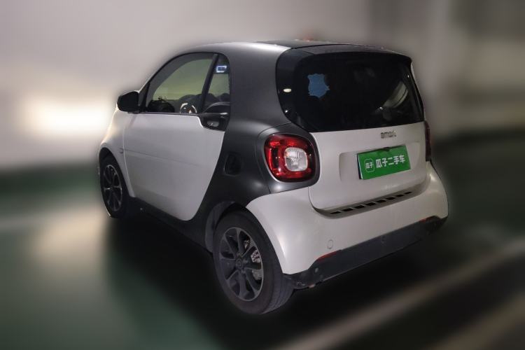 Used smart fortwo 2015 1.0L 52 kW Hardtop Passion Edition
