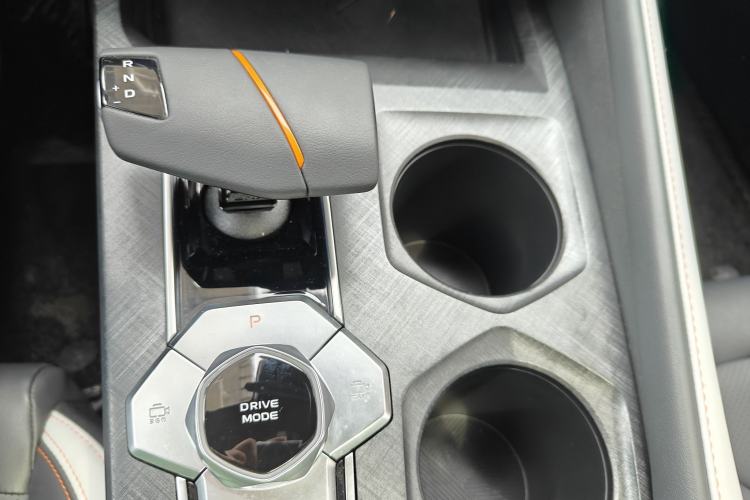 Used CHANGAN UNI-V 2023 1.5T Prestige Model
