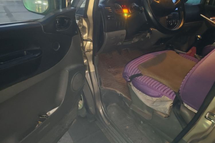 Used FORTHING Lingzhi 2012 Commercial Version 1.6L Base Model
