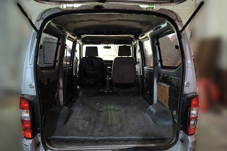 Used Wuling Zhiguang 2010 1.0L New Version Practical Short-Body L2Y
