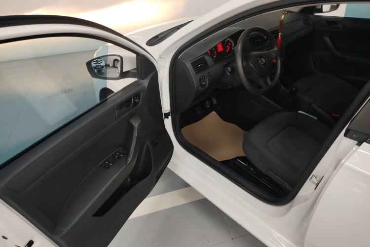 Used Volkswagen Santana 2021 1.5L Manual Fashion Edition Driver Seat