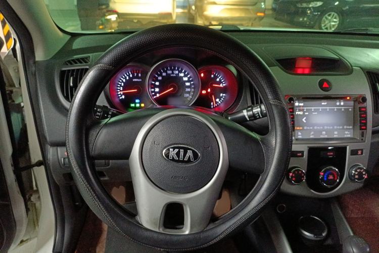 Used Kia Forte 2014 1.6L MT GL