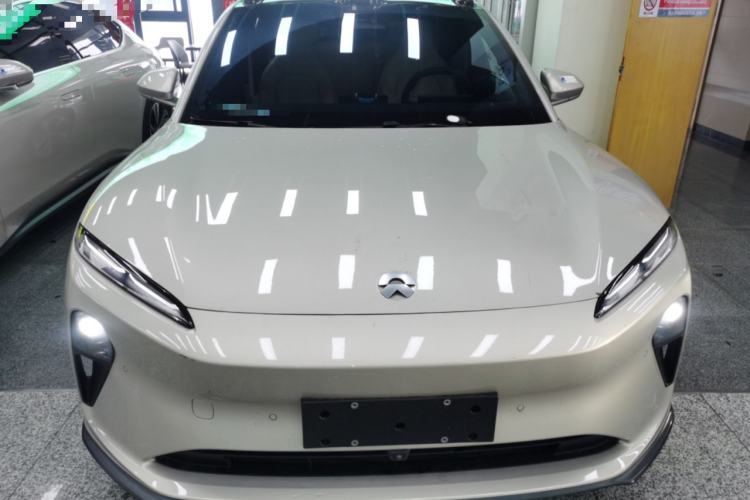 Used Nio ET5T 2023 75 kWh Touring Front