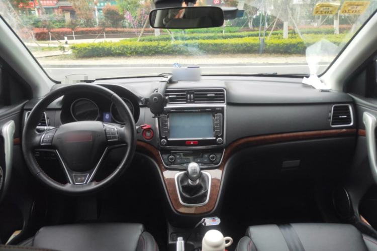 Used Haval H6 2015 Sport Edition 1.5T Manual Two-Wheel Drive Elite Model