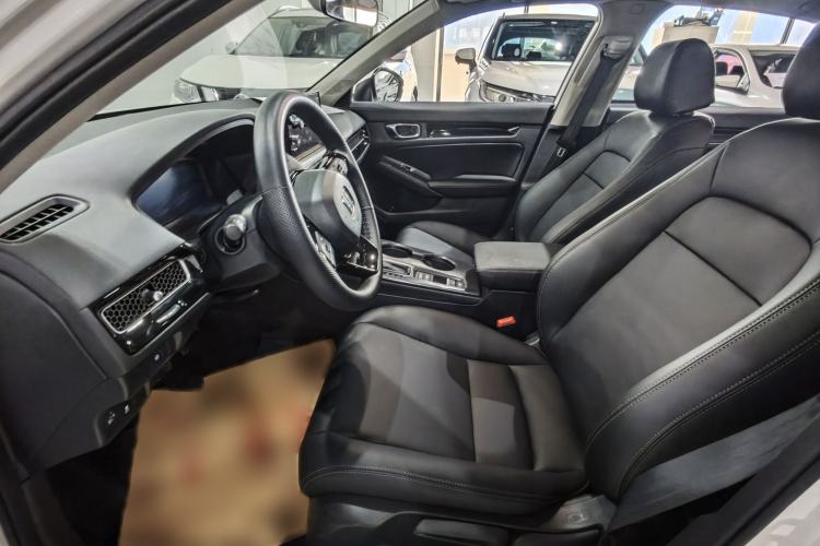 Used Honda Civic 2023 240TURBO CVT Dynamic · Center Stage Special Edition
