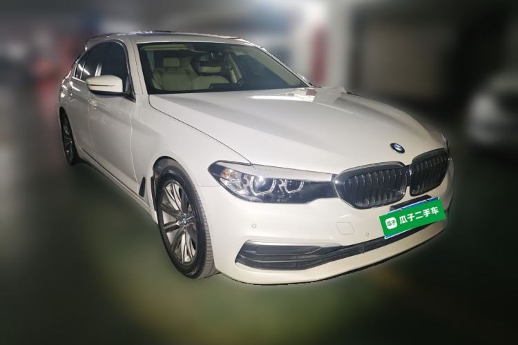 Used BMW 5 Series  Front Right 45 Deg