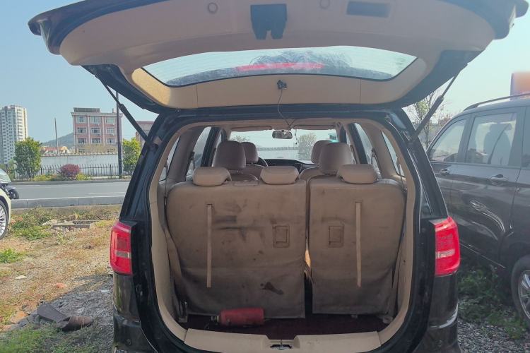 Used Baojun 730 2017 1.5T Manual Fashion Version 7 Seats China V Emission Standard Trunk