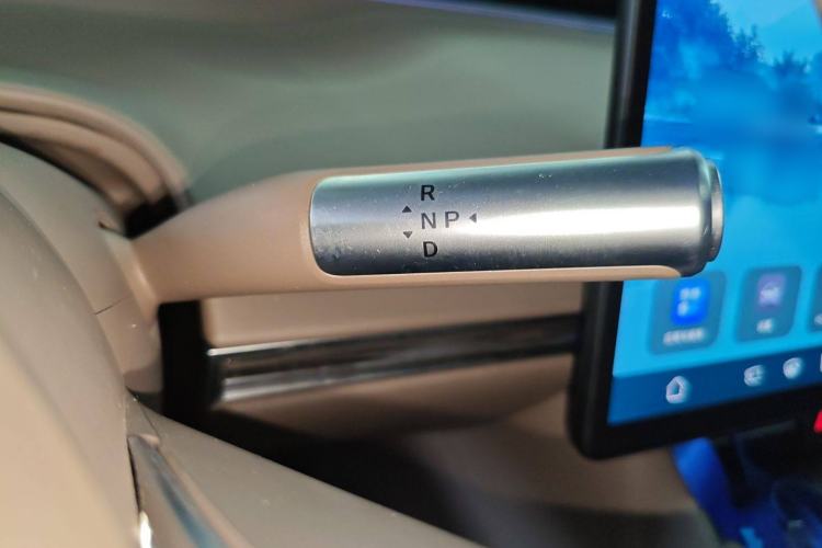 Used Hima Luxeed R7 2025 Range-Extended Version 251 km Max
