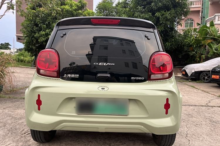 Used Roewe Clever 2021 302 km New Four-Seater Super-Efficient Version