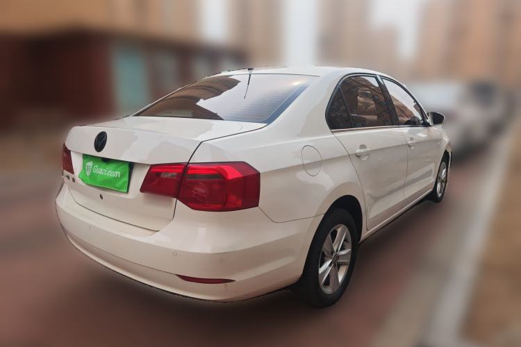 Used Volkswagen Jetta 2013 1.6L Automatic Luxury Model Rear Right 45 Deg