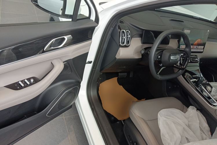 Used Geely Auto FX11 2025 4th Generation 1.5TD DCT – The Start Driver Seat