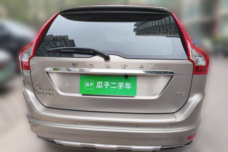 Used Volvo XC60 2015 T5 Smart Upgrade Model
