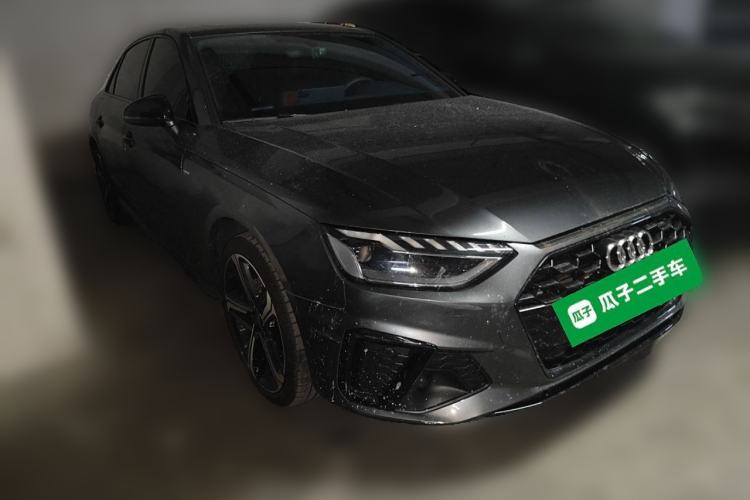 Used Audi A4L 2024 40 TFSI Luxury Dynamic Edition Front Right 45 Deg