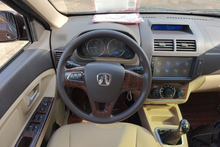 Used BAIC Weiwang M20 2014 1.5L Comfort version DAM15DL
