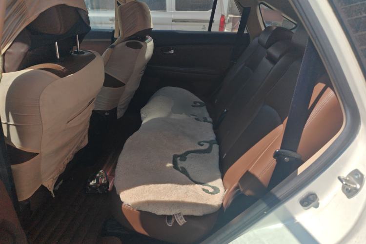 Used BYD S6 2014 2.0L Manual Luxury 5-Seater Left Rear Seat