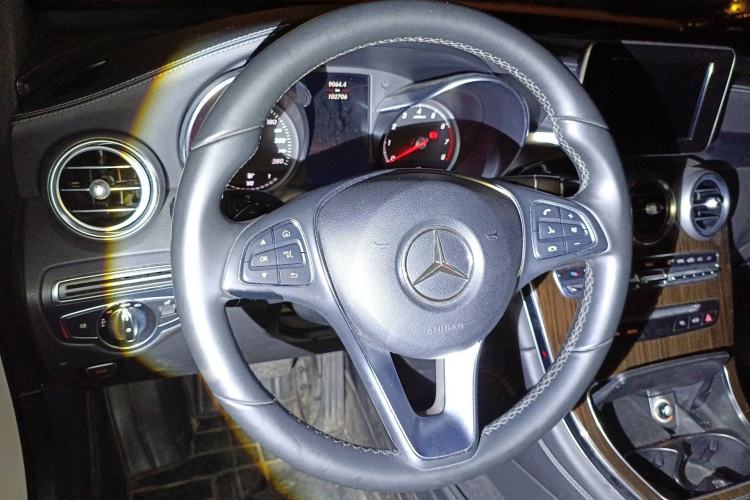 Used Mercedes-Benz GLC 2017 GLC 260 4MATIC Dynamic Edition
