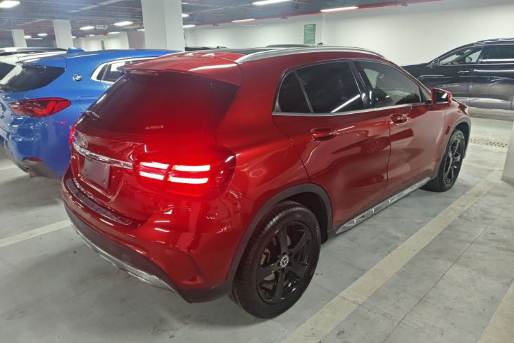 Used Mercedes-Benz GLA 2019 GLA 200 Fashion Model Rear Right 45 Deg