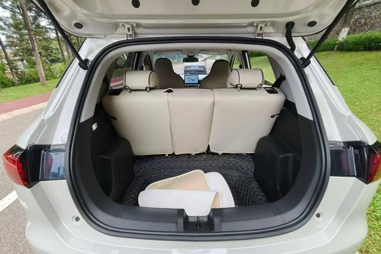 Used Wuling Bingo PLUS 2024 330 km Range Five-Seater Version