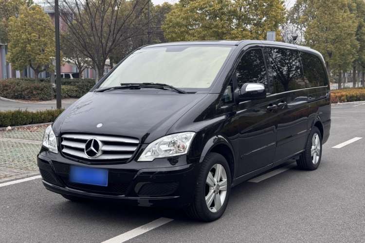 Used Mercedes-Benz Viano 2013 3.0L Comfort Edition