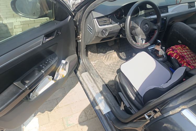 Used Volkswagen Bora 2015 Qihui Edition 1.6L Automatic Fashion Model