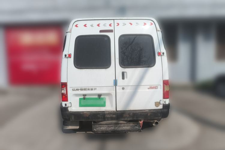Used JMC Transit 2019 2.8T Commercial Version Long Wheelbase Mid-Roof 6-Seater Rear Single Tire China VI Emission Standard – JX493