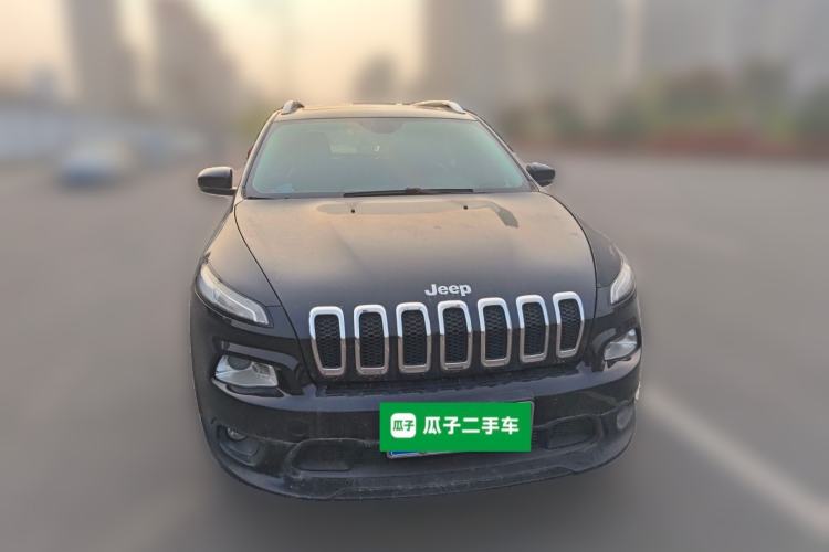 Used Jeep Cherokee 2016 2.4L Leading Smart Version Front