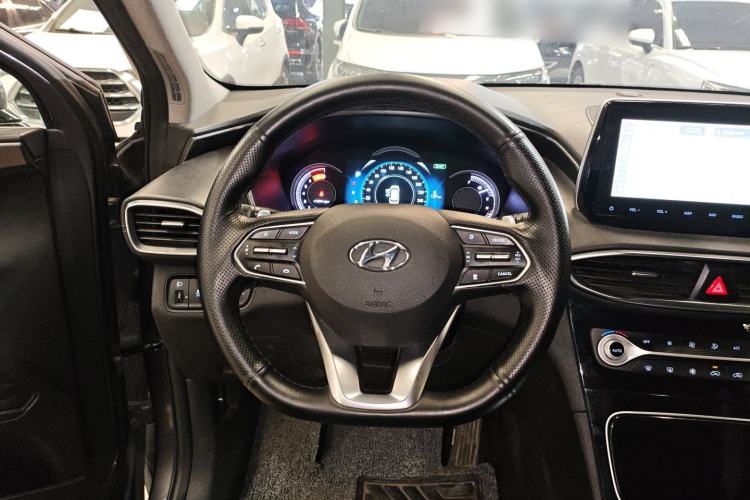 Used Hyundai Santa Fe 2019 380 TGDi DLX Automatic 2WD Prestige Edition China VI Standard
