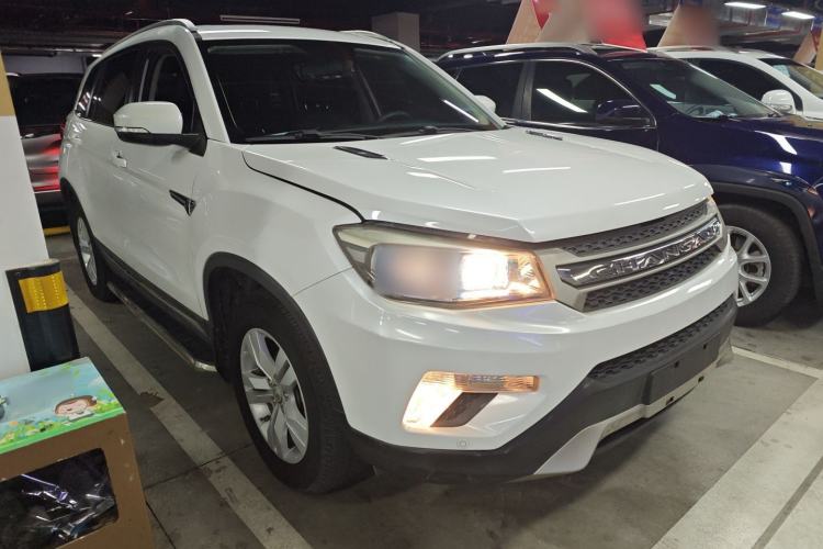 Used CHANGAN CS75 2014 2.0L Manual Luxury Version China IV Standard