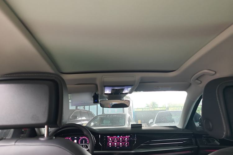 Used Volkswagen Passat 2023 330TSI Starry Luxury Edition
