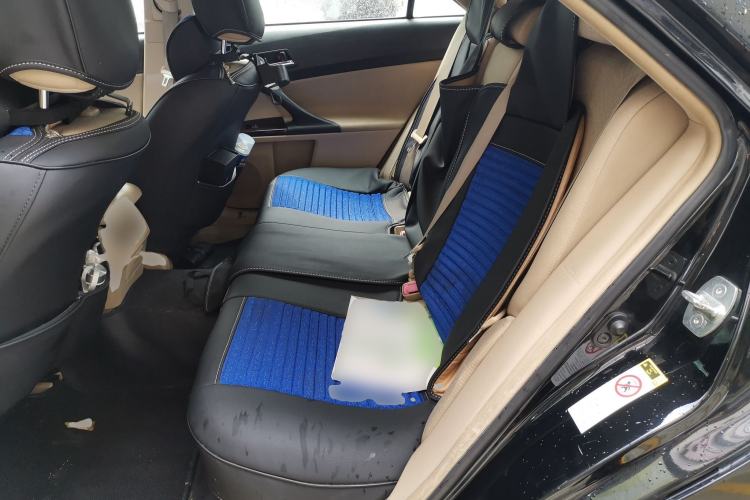 Used Toyota Reiz 2010 2.5S Fengdu Jinghua Edition Left Rear Seat