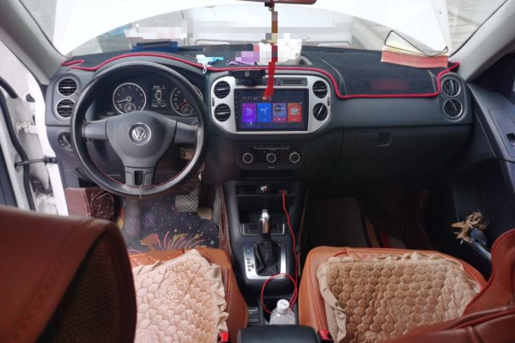 Used Volkswagen Tiguan 2016 280TSI Automatic Two-Wheel-Drive Silk Road Style Edition Center Console