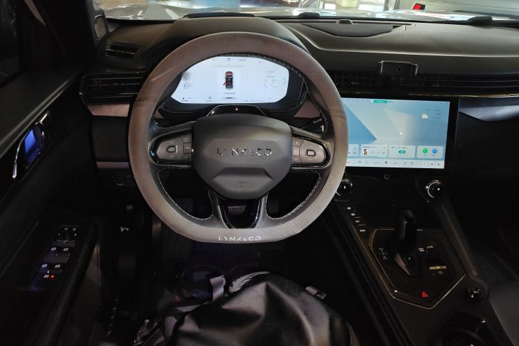 Used Lynk & Co 01 EM-P 2023 1.5TD EM-P AM Steering Wheel