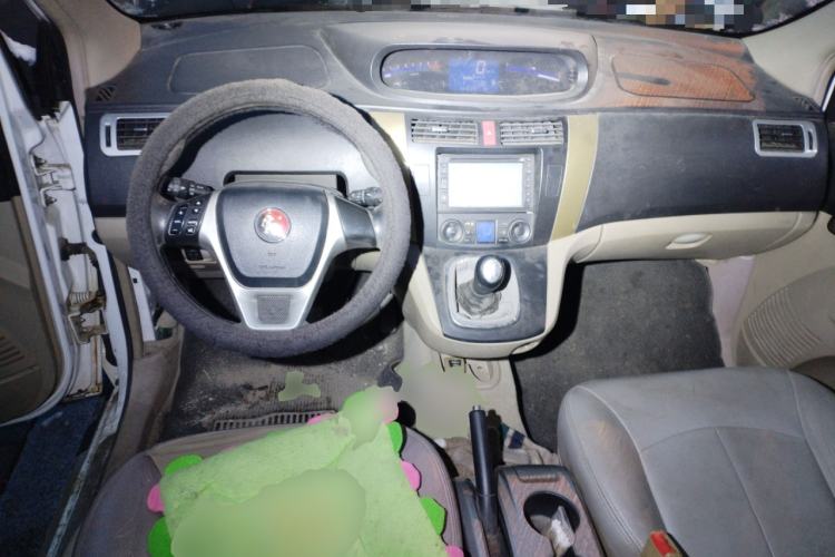 Used FORTHING Joyear SUV 2012 1.6L Luxury Model
