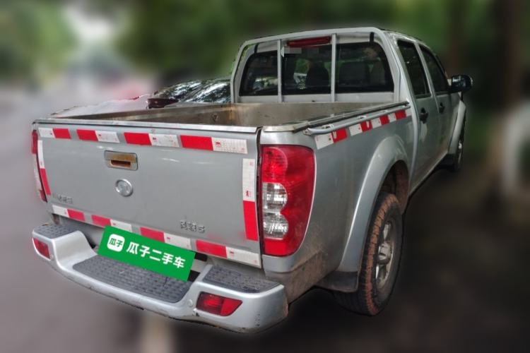 Used Great Wall Wingle 5 2017 2.0T European Version Diesel Two-Wheel Drive Advanced Large Double-Cab GW4D20E