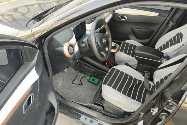 Used Dongfeng NAMMI BOX 2022 Chasing Wind Edition 331 km Standard Model