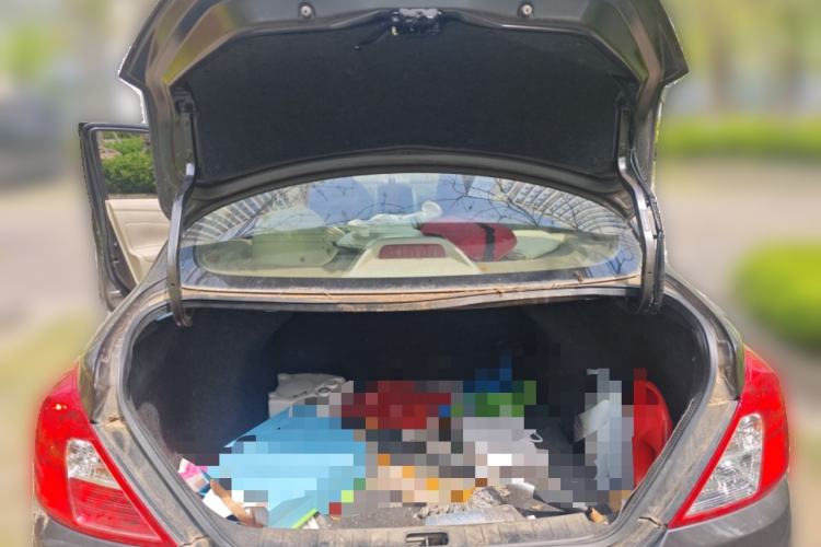 Used Nissan Sunny 2015 1.5XE Manual Comfort Edition Trunk