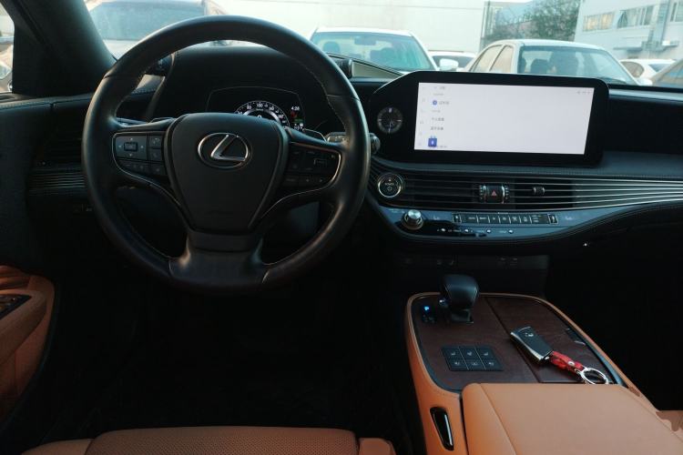 Used Lexus LS 2023 500h Excellence Edition