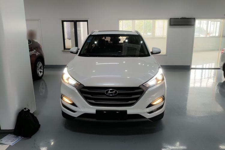 Used Hyundai Tucson 2015 1.6T Dual-Clutch Two-Wheel-Drive Smart Model
