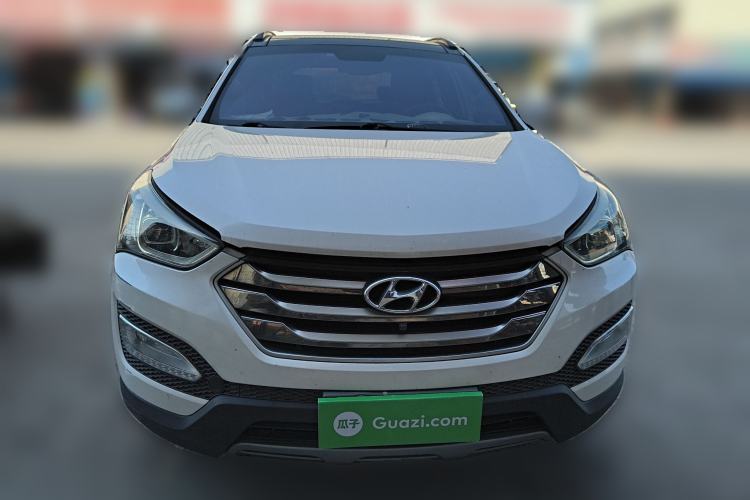 Used Hyundai Santa Fe 2015 2.0T Automatic Two-Wheel Drive Smart Version 5 Seats